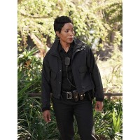 Angela Bassett Black...